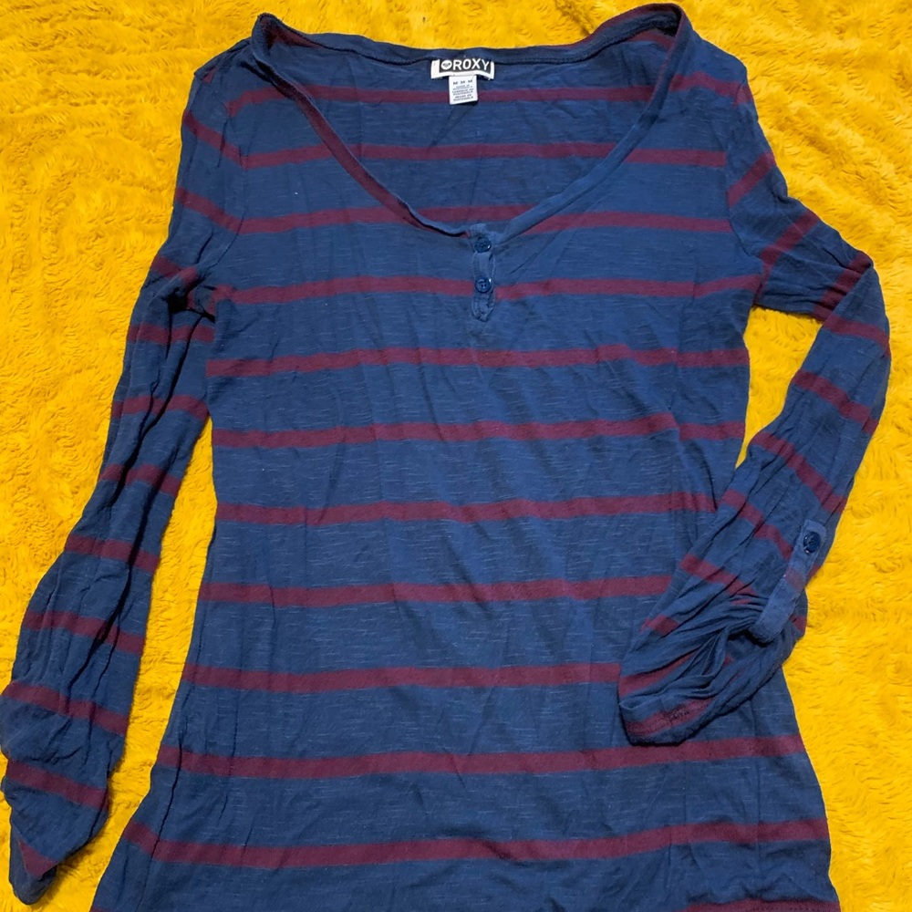 ✨3 for 20✨Roxy buttoned shirt